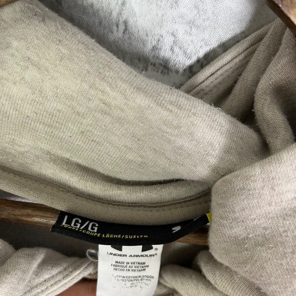 Under Armour Cowl Neck Neutral Cream Diagonal Zip Double Pocket Sweater Large - Picture 3 of 9